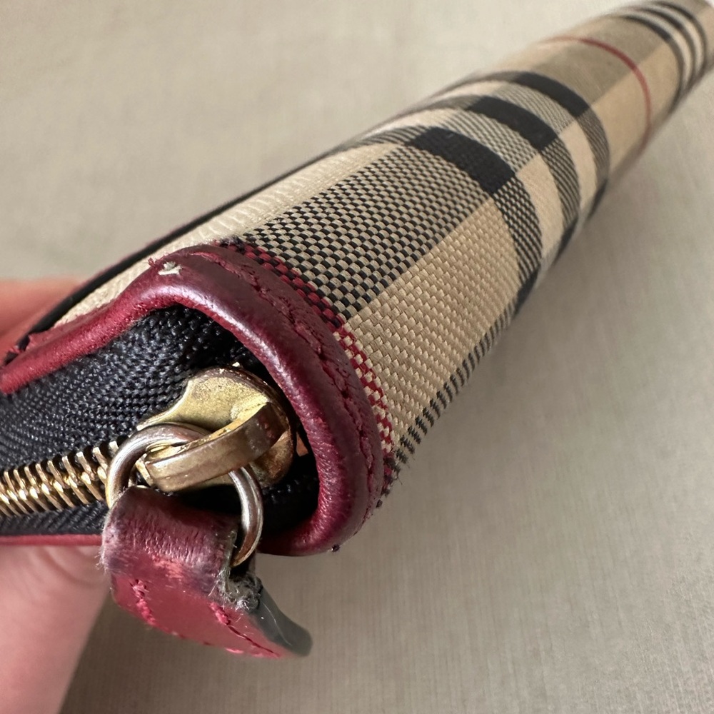 Burberry Wallet - Picture 11 of 11
